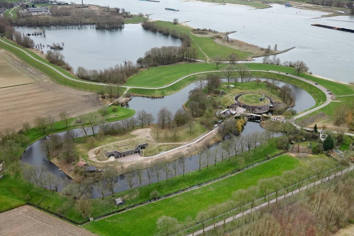 Fort Vuren Exterior photo